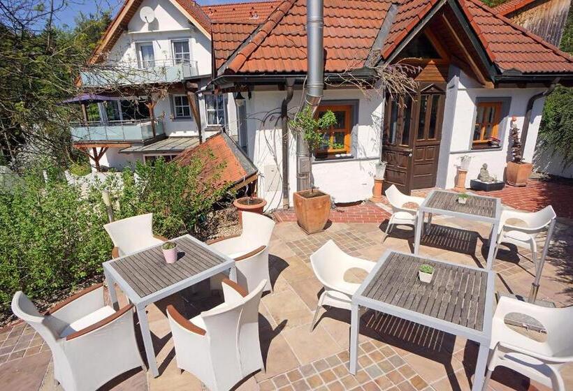 Boutique Hotel Loipenhof