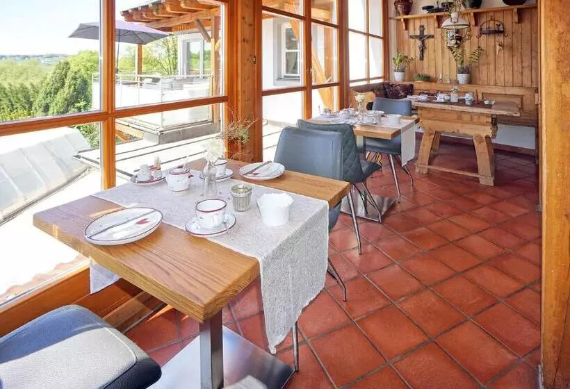 Boutique Hotel Loipenhof