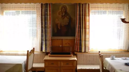 Пансион Gästehaus Gugger - Haus Vroni