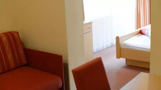 Пансион Gästehaus Gugger - Haus Vroni