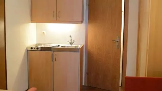 Пансион Gästehaus Gugger - Haus Vroni