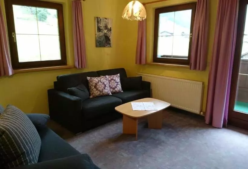 هتل Haus Bergfreund