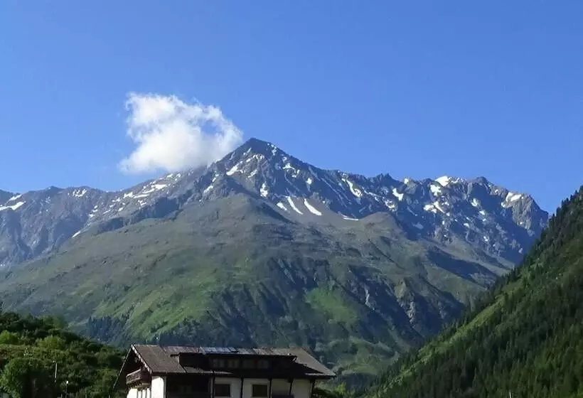 ホテル Haus Bergheim