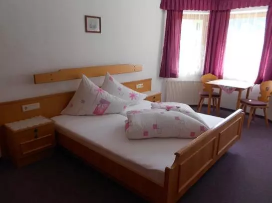 Hotelli Haus Bergheimat