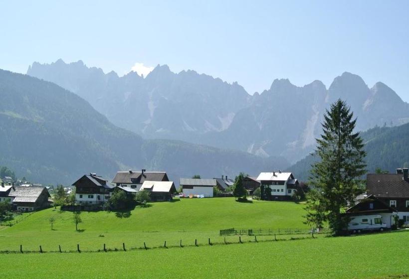 בית מלון כפרי Kirchenwirt Gosau