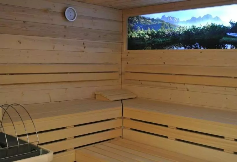 هتل Kirchenwirt Gosau