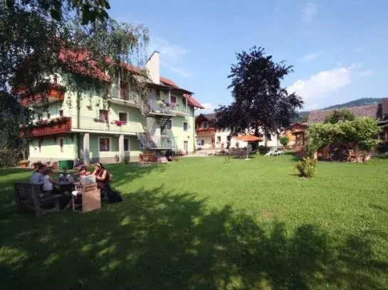 Отель Lacknerhof