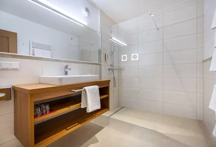 ホテル & Restaurant Wastlwirt