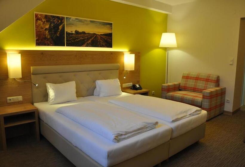 فندق Restaurant Zur Post