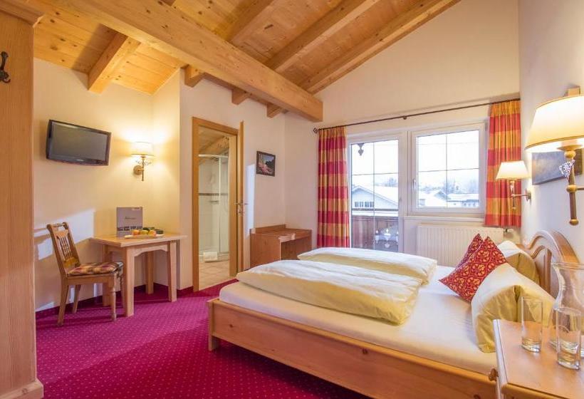 فندق Alpin Tyrol Kitzbüheler Alpen