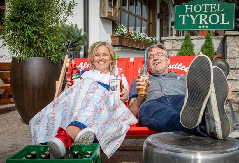 فندق Alpin Tyrol Kitzbüheler Alpen