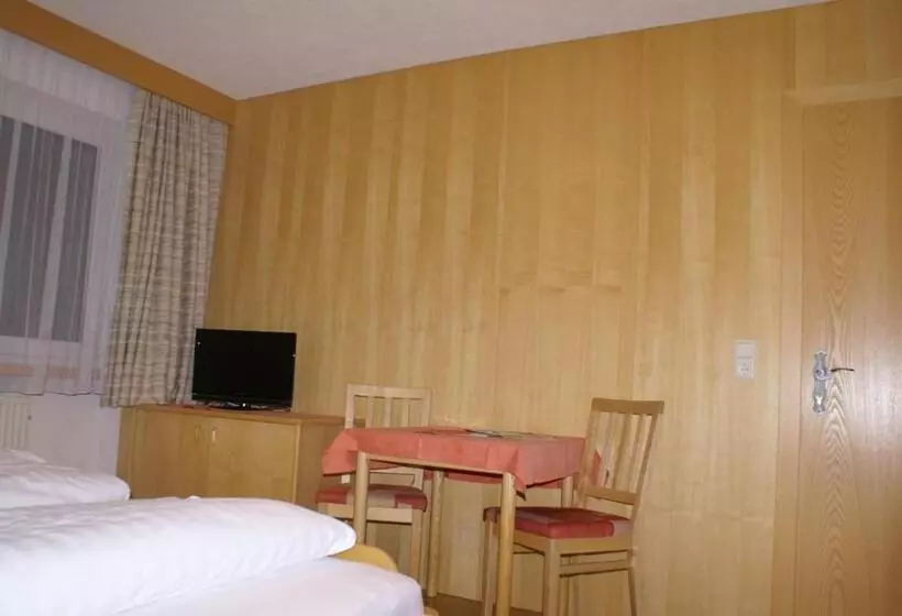 펜션 Gasthof Hirschen