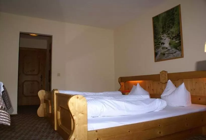 펜션 Gasthof Hirschen