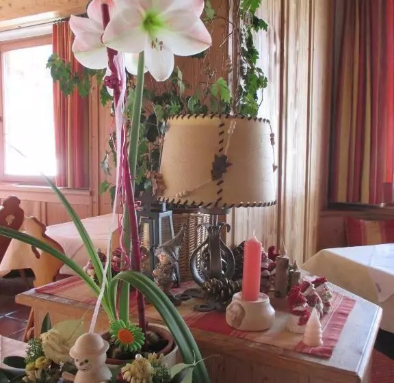 펜션 Gasthof Hirschen