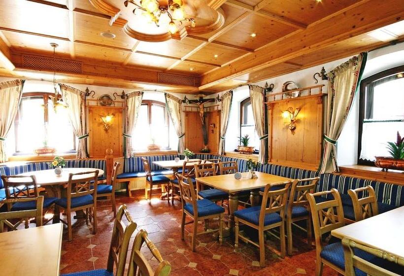 ペンション Post Abtenau