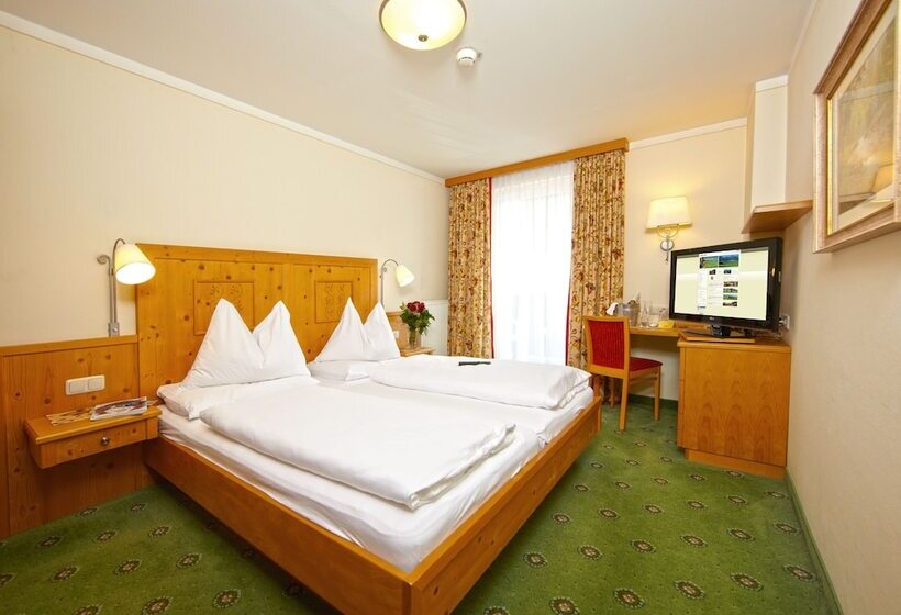 ペンション Post Abtenau