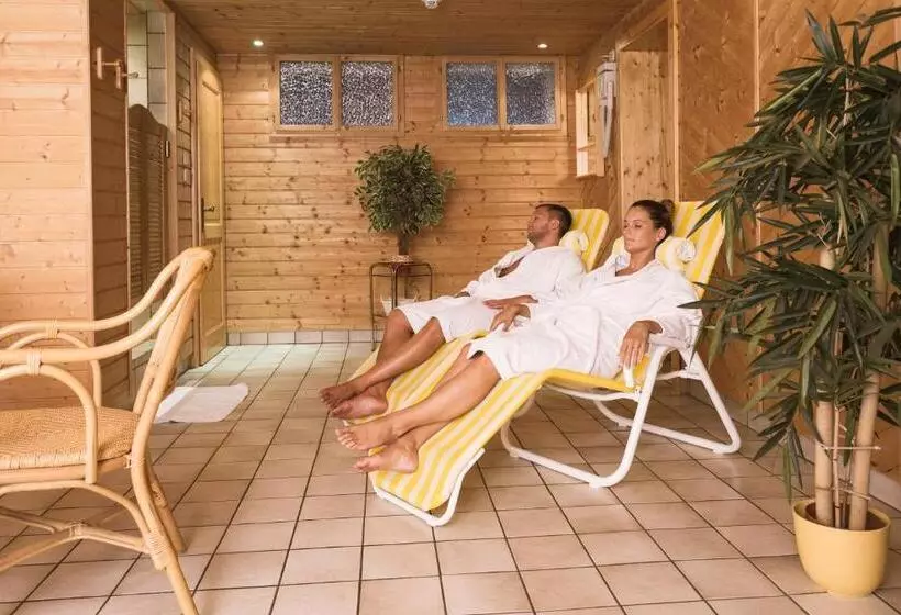 پانسیون Restaurant Böck Roter Hahn