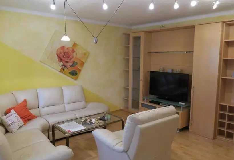 پانسیون Restaurant Böck Roter Hahn