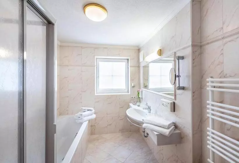 Majatalo Wohlfühlhotel Innertalerhof