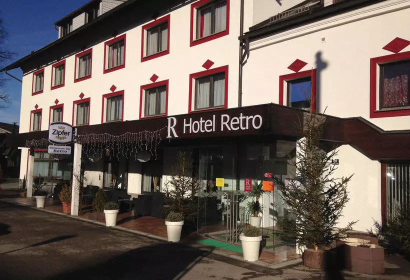 Retro Hotel