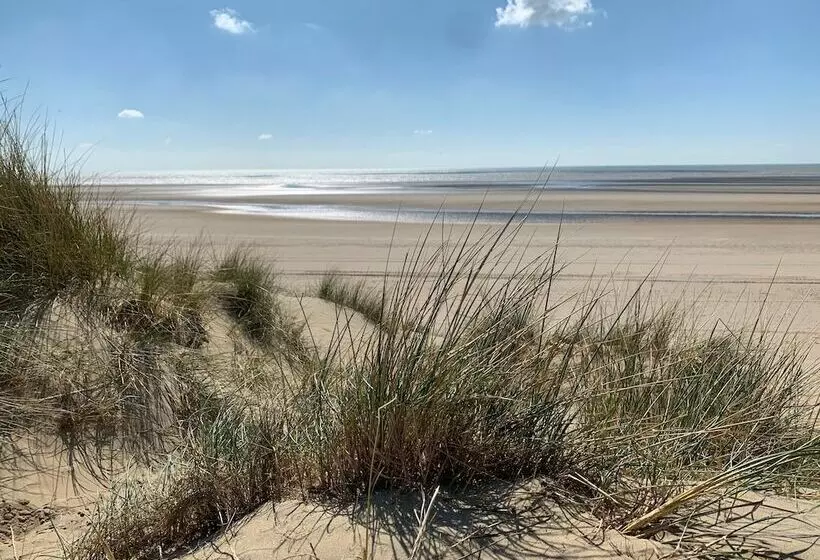 Beautiful Camber Sands Home Away From Home