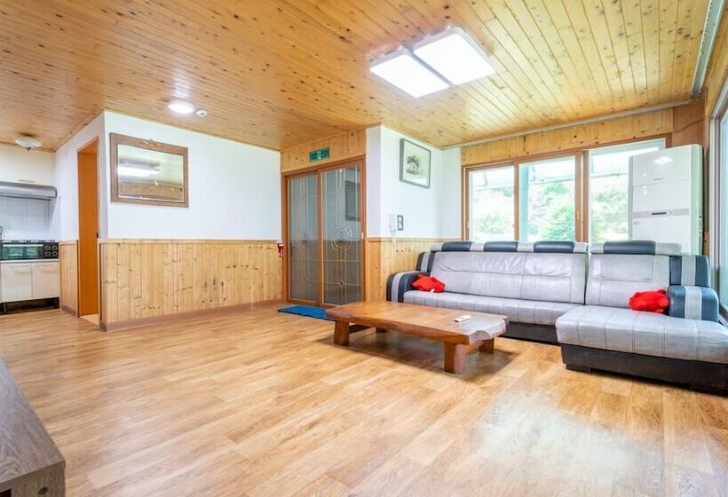 Gapyeong Hyangki Pension