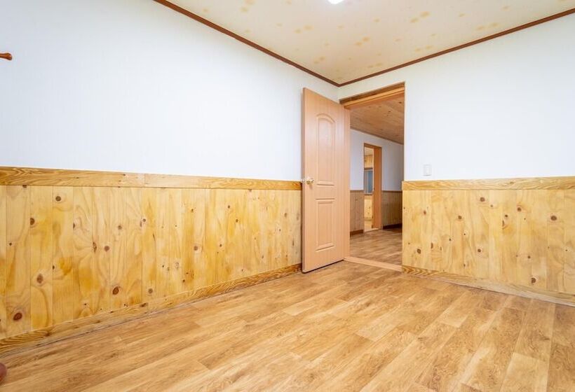 Gapyeong Hyangki Pension