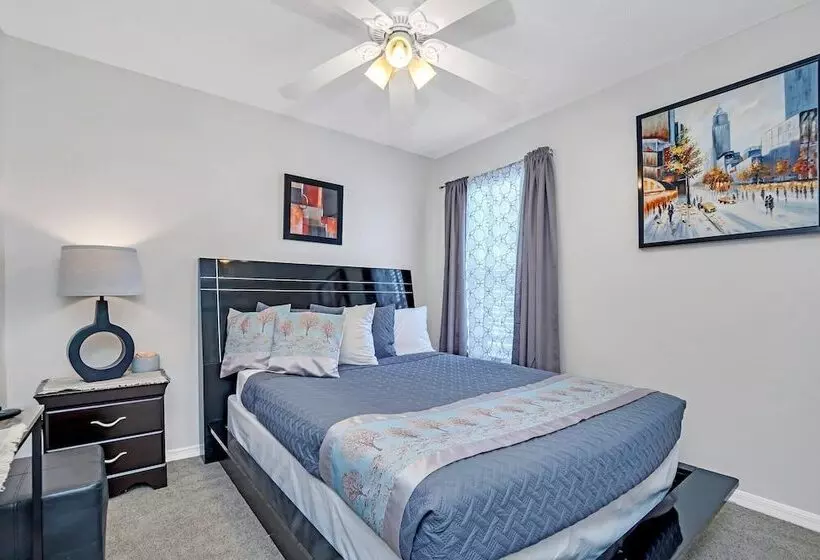 Huge And Modern Home, Only 12 Miles From Disney! #6wr338