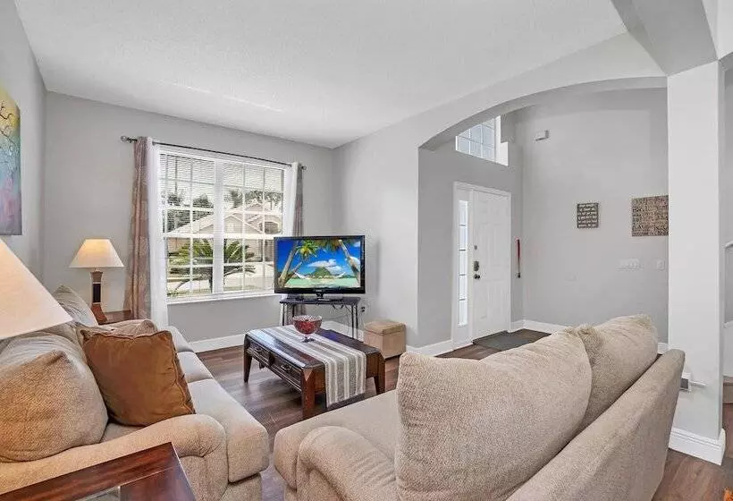 Huge And Modern Home, Only 12 Miles From Disney! #6wr338
