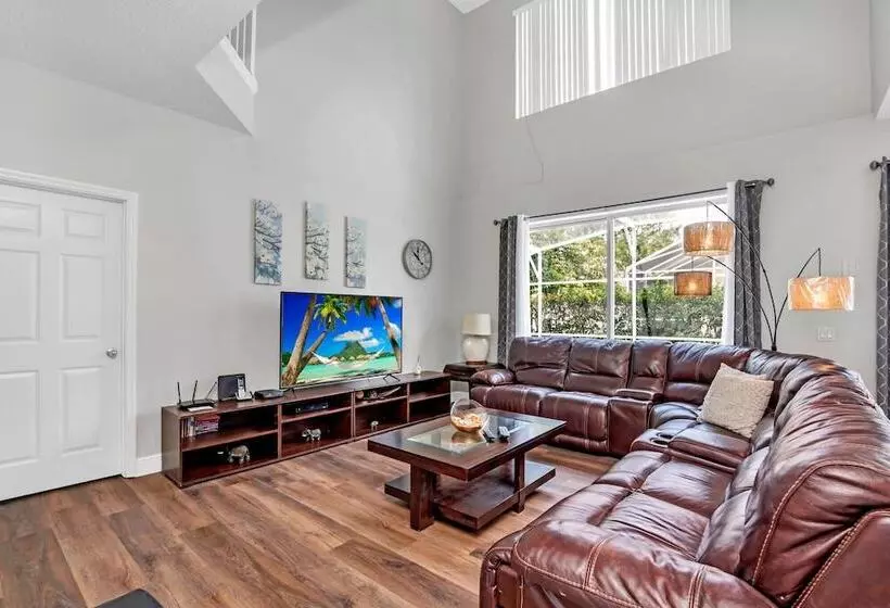 Huge And Modern Home, Only 12 Miles From Disney! #6wr338