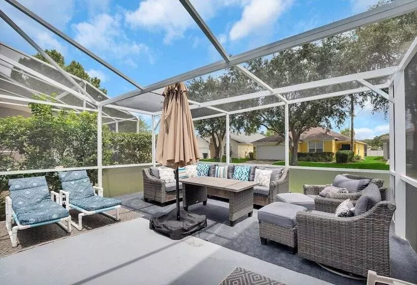 Huge And Modern Home, Only 12 Miles From Disney! #6wr338