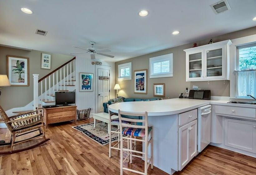 Karibu In Seaside 280985 By Redawning