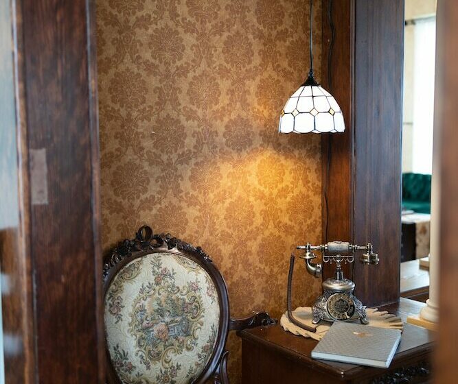 بنسيون Honey Bee Manor