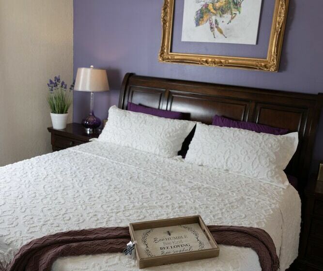 بنسيون Honey Bee Manor