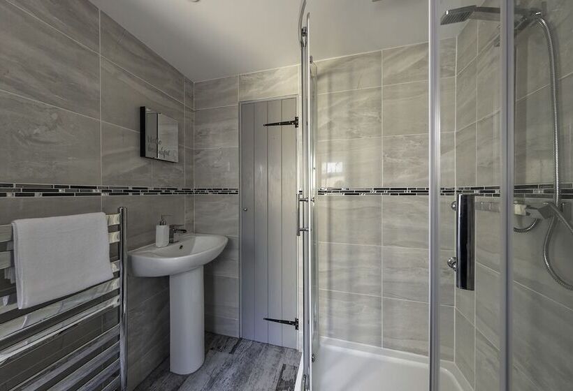 Violets Wonderland Cottage