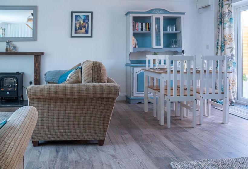 Glebe Cottage St Florence