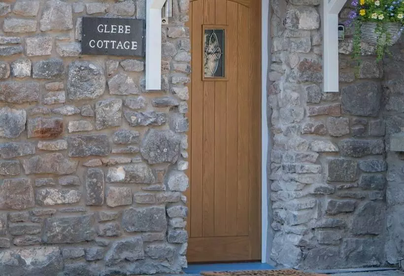 Glebe Cottage   St Florence