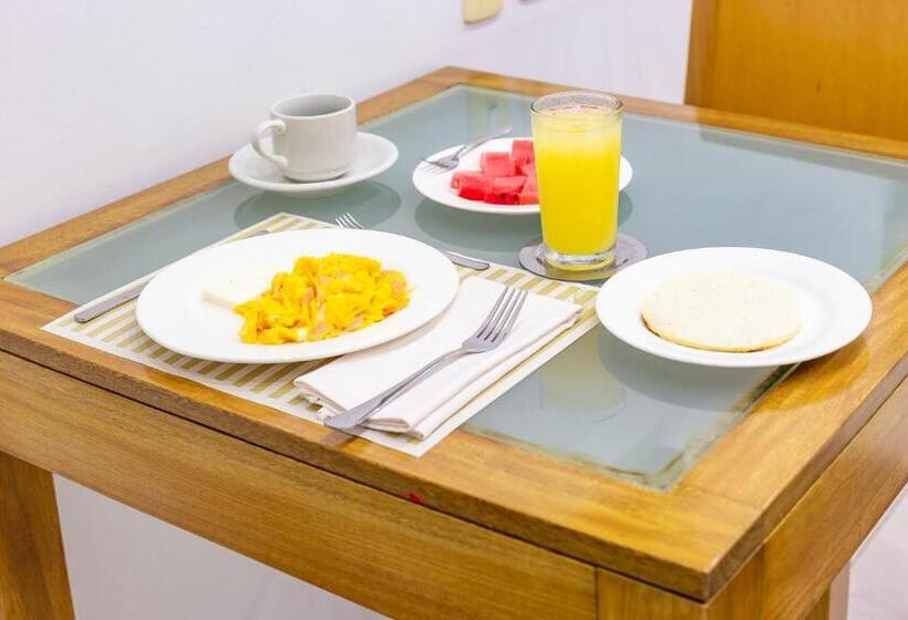 Hotel Ayenda Monteria Central