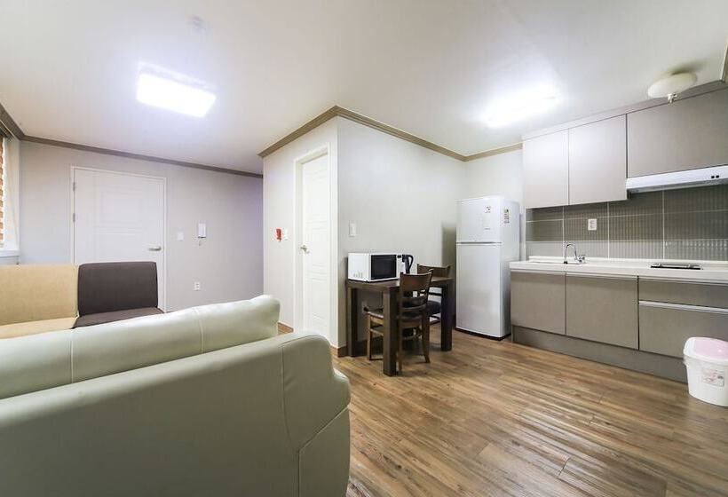 Motel Geojedo Okpo Geoje Business