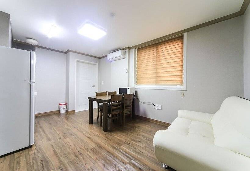 Motel Geojedo Okpo Geoje Business