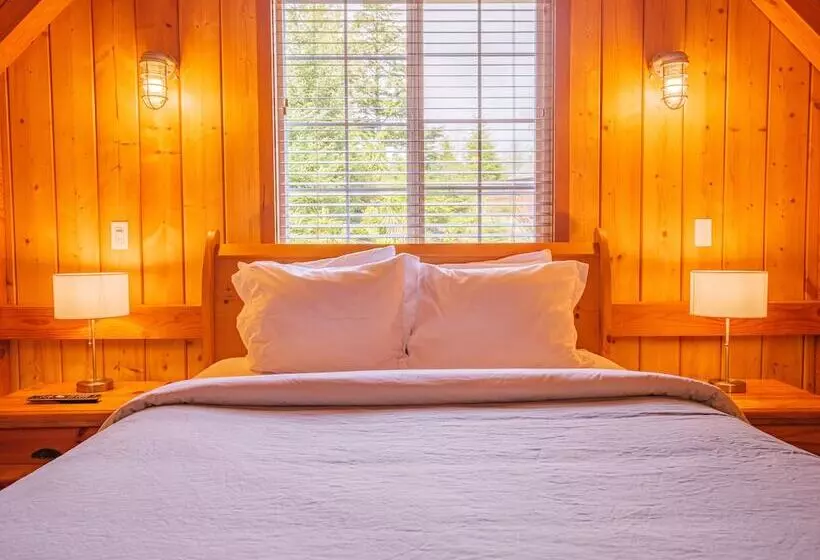 Lomakeskus The Cabins At Terrace Beach