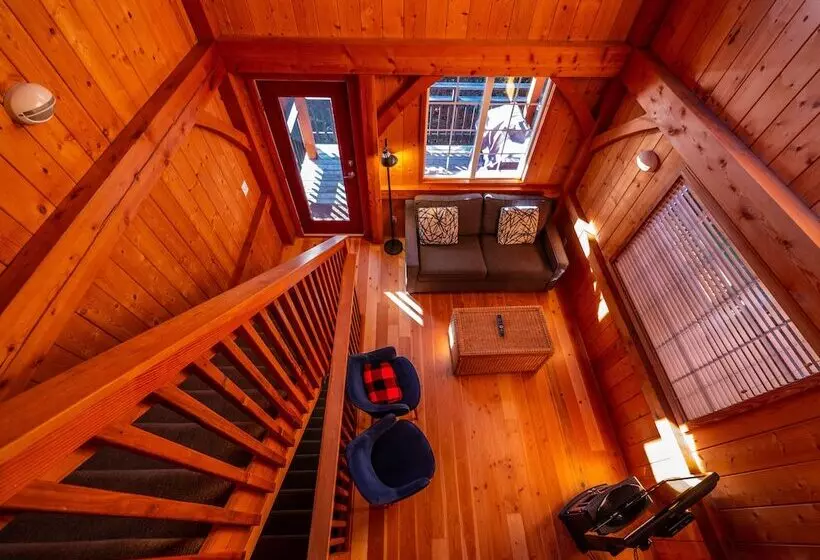 Lomakeskus The Cabins At Terrace Beach