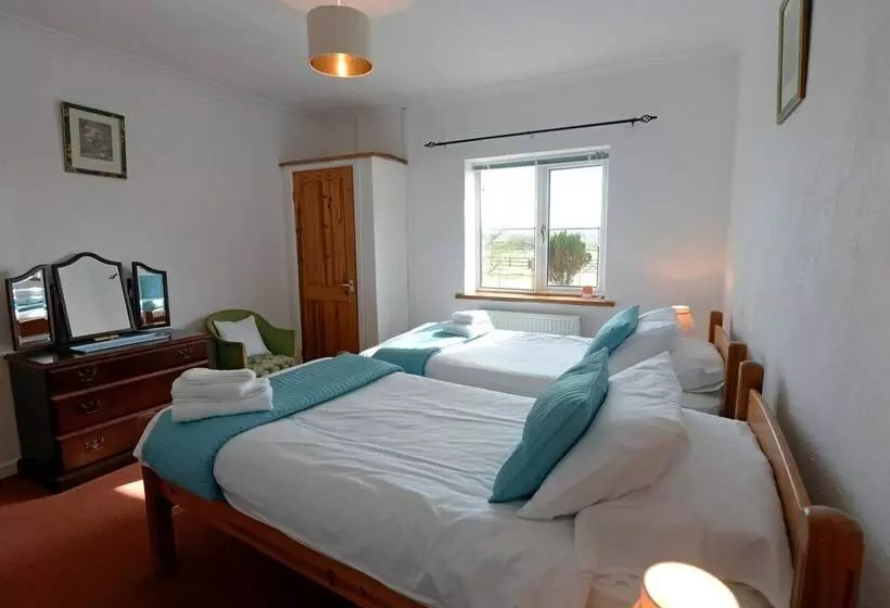 Y Bwthyn   Cosy Cottage With Parking