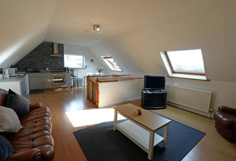 Y Bwthyn   Cosy Cottage With Parking