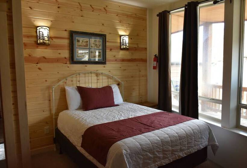 Yellowstone River Suites