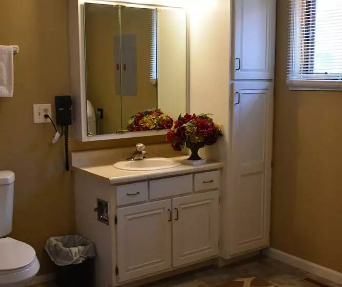 Yellowstone River Suites