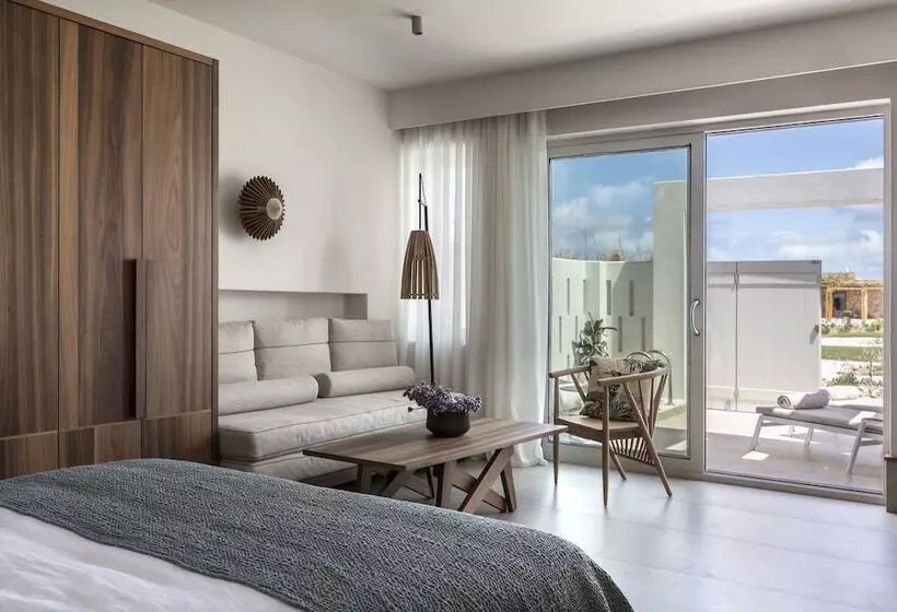 Hotelli Alero Seaside Skyros Resort