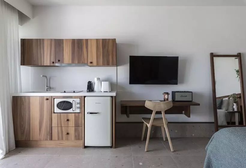 Hotelli Alero Seaside Skyros Resort