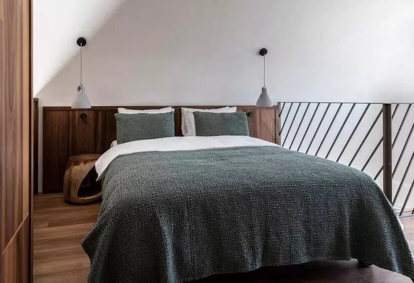 Hotelli Alero Seaside Skyros Resort