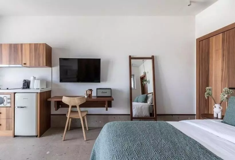 Hotelli Alero Seaside Skyros Resort